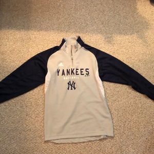 Yankee 3/4 zip long sleeve top